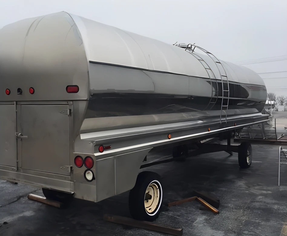 6,000-Gallon 3A Sanitary Truck-Mount Tank
