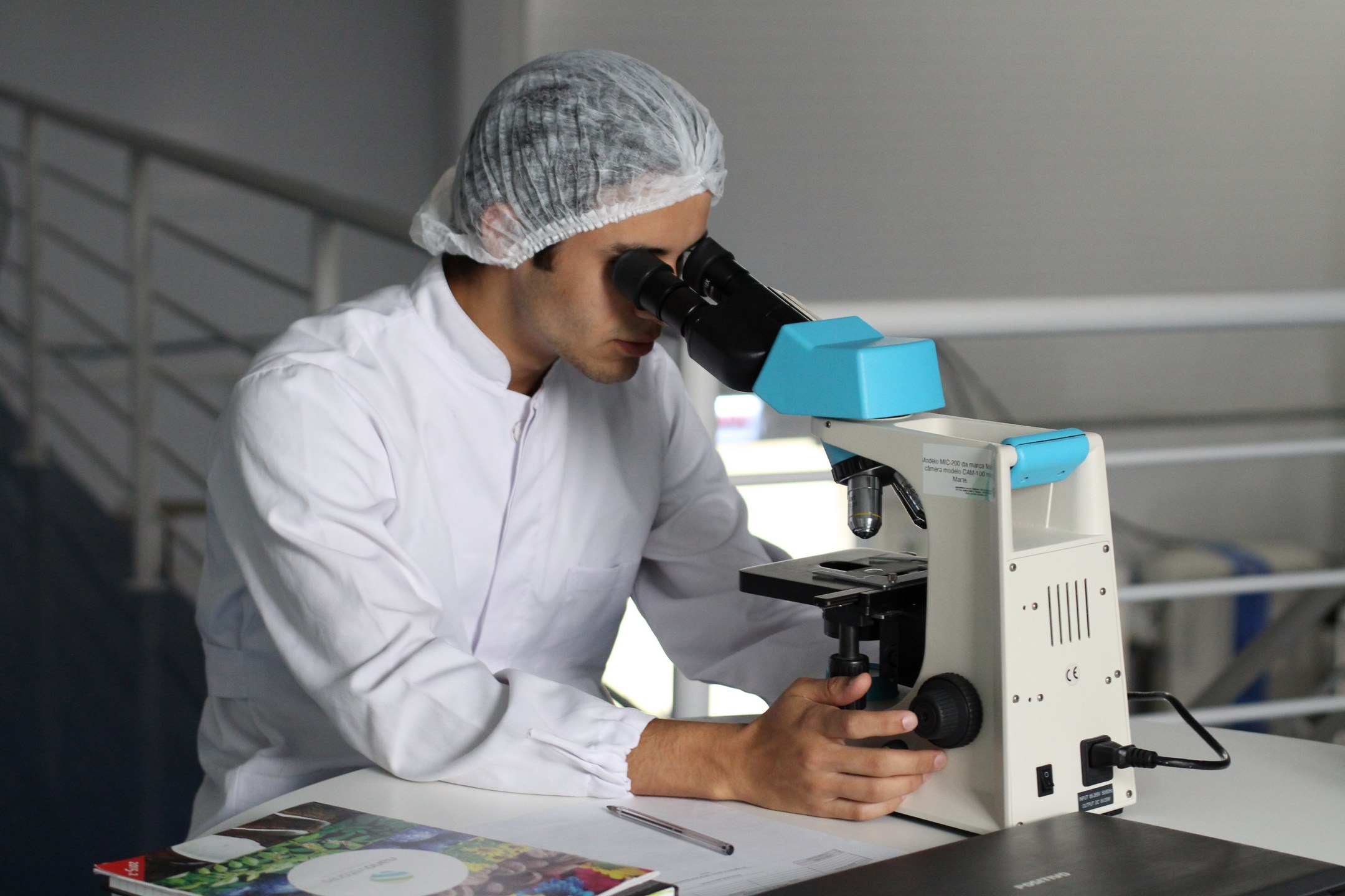 Technician in lab - Photo by Lucas Vasques on Unsplash