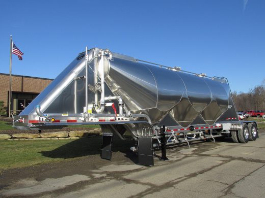 Mac Trailers 1050 PneuMACtic