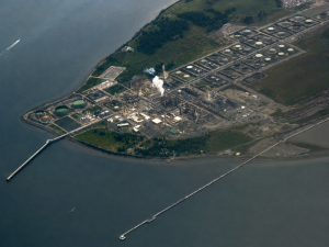 Andeavor Anacortes Refinery and Storage Tanks Upscale