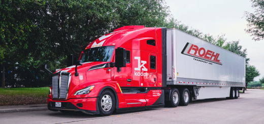 Autonomous trucking expansion with Kodiak AI tractor hauling Roehl Transport trailer. Kodiak AI autonomous tractor hauling a Roehl Transport dry van trailer on a roadway.